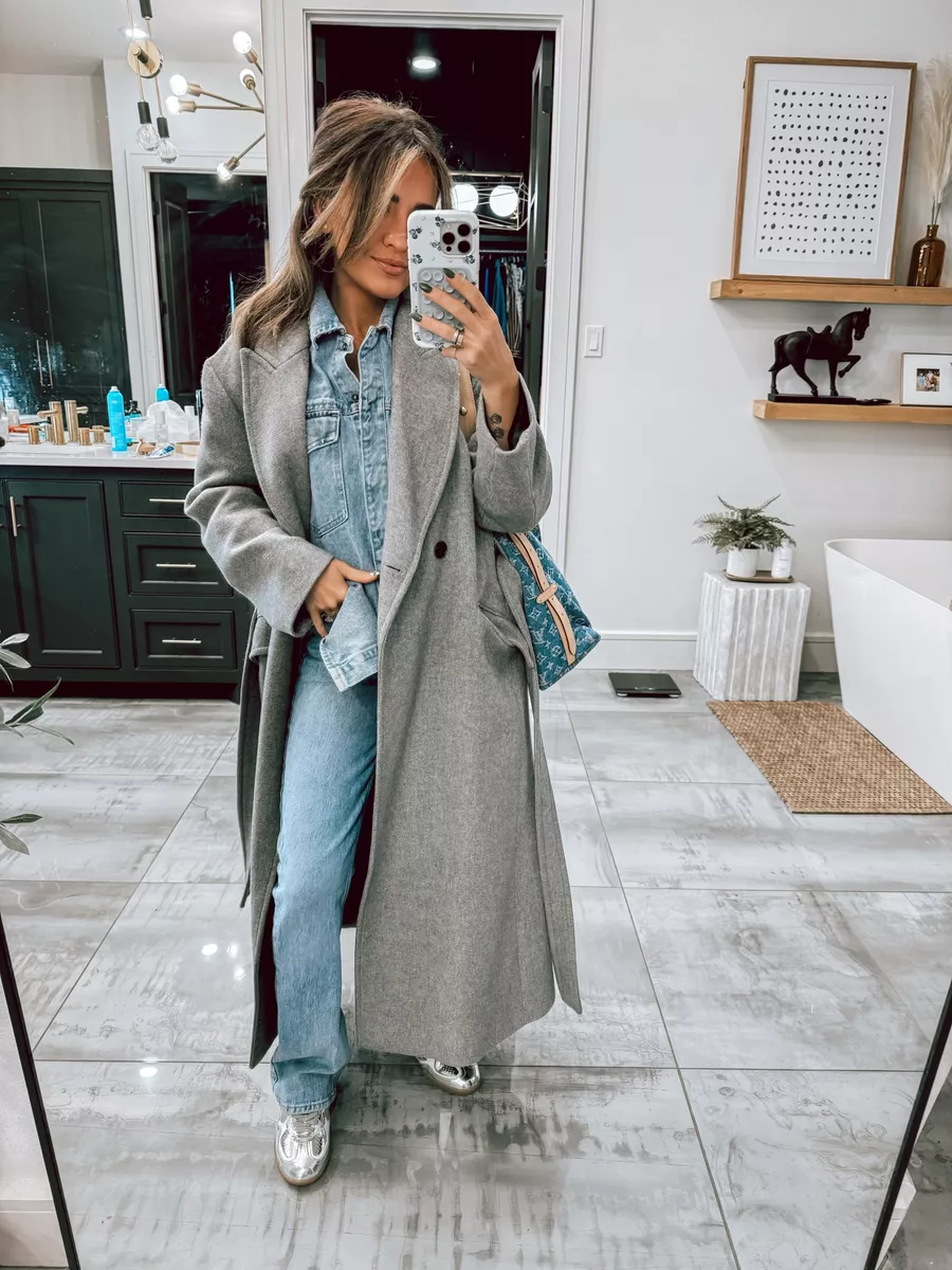 denim outfit, alohas sneakers